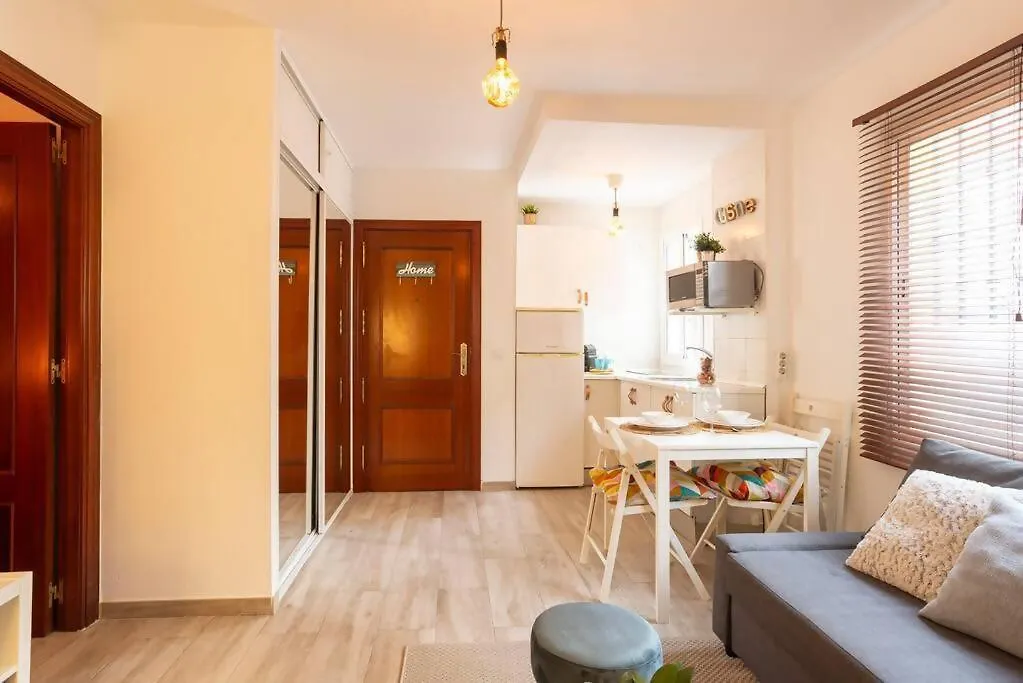 El Patio De Chloe Apartment Malaga