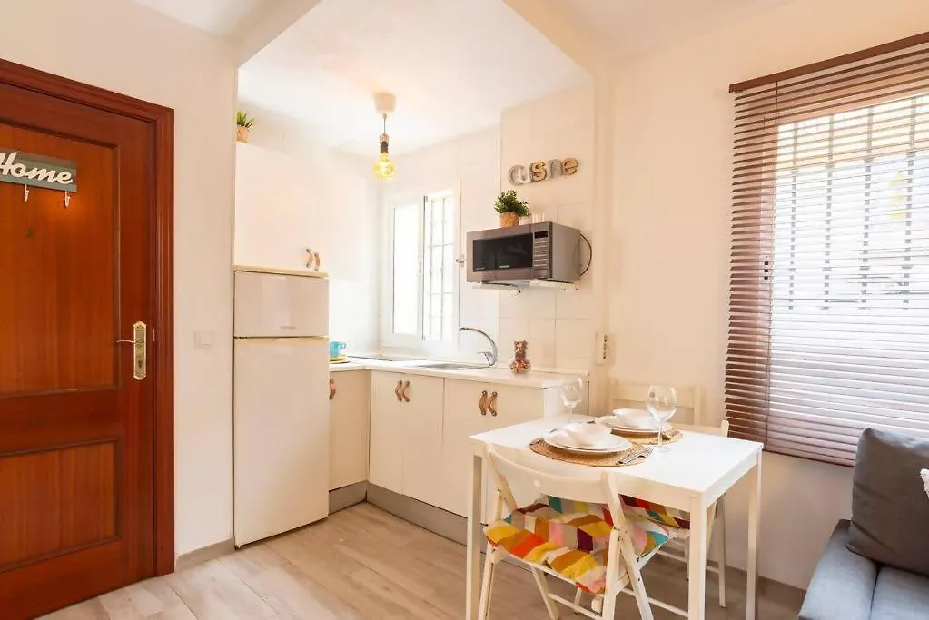 El Patio De Chloe Apartment Malaga