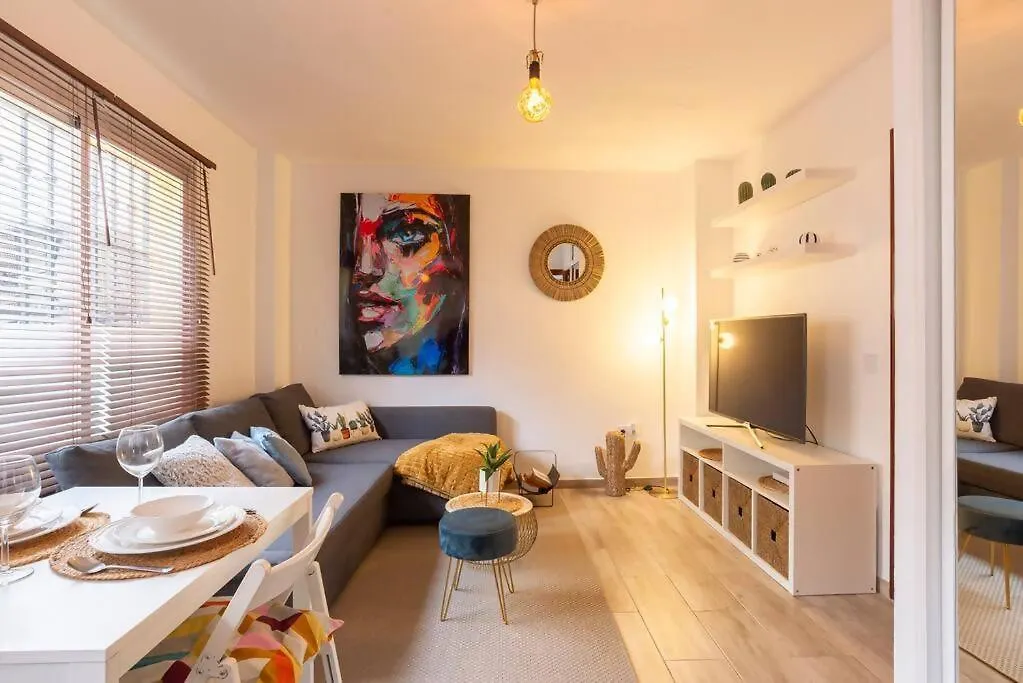 El Patio De Chloe Apartment Malaga